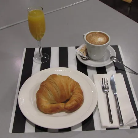 Hotel Palacio De Asturias 3*