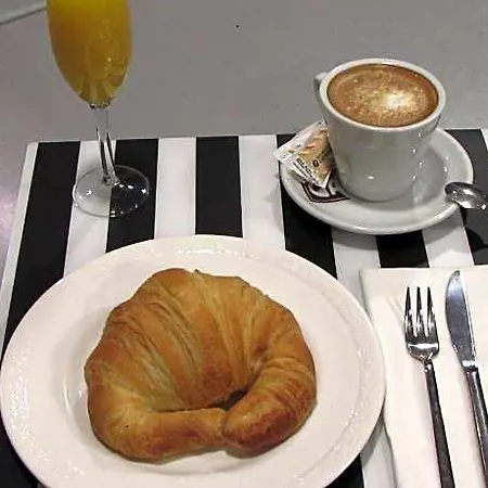 Palacio De Asturias 3*