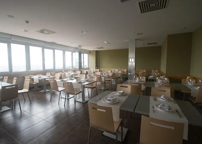 Hotel Palacio De Asturias 3*