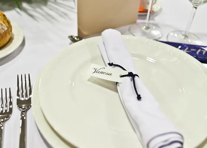 Palacio De Asturias Hotel 3*