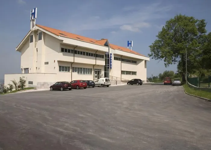 Palacio De Asturias Hotel 3*